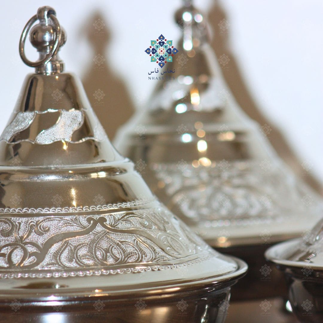 CHARME - Tajine de Présentation en Laiton Nickelé - NHASSFES