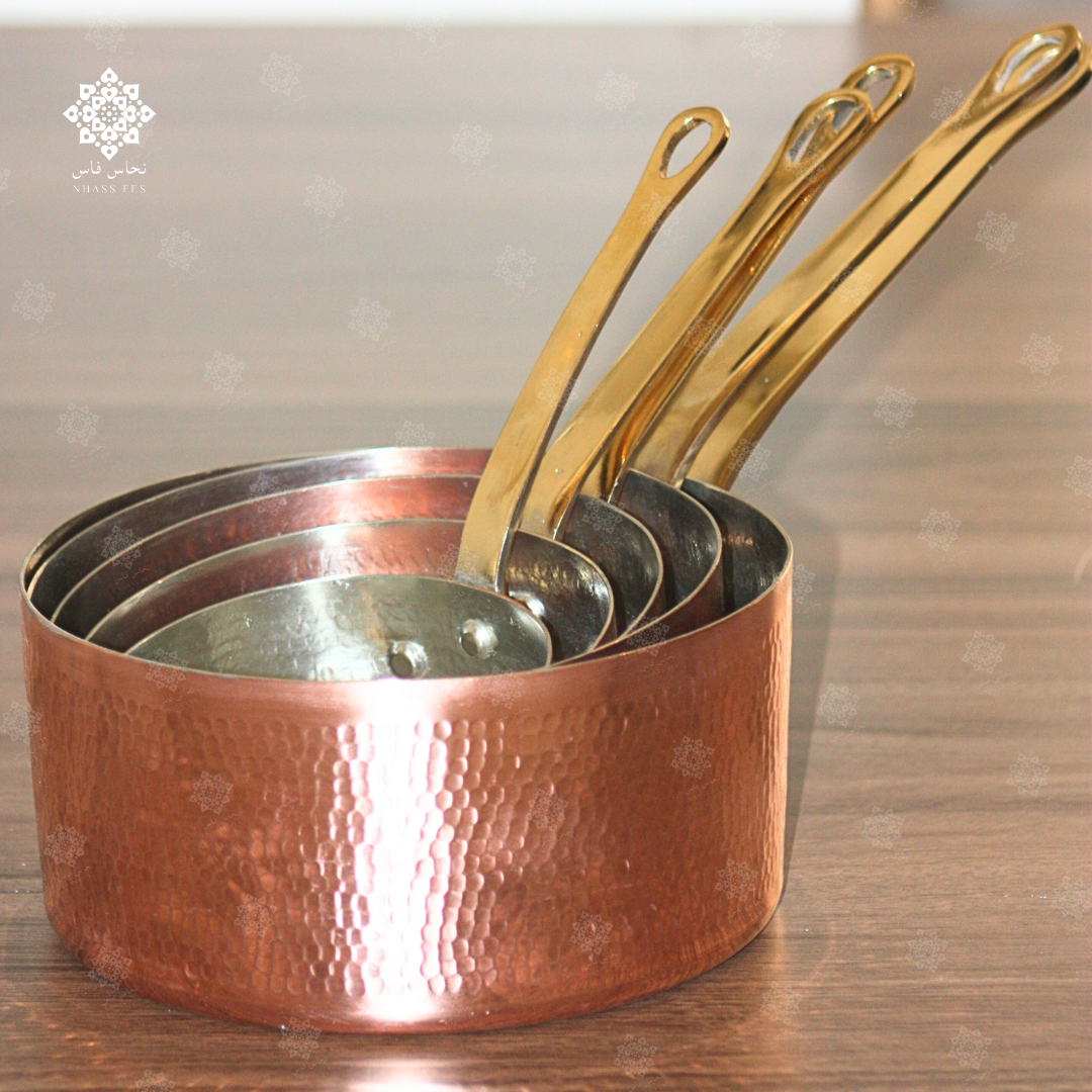 Set de 5 Casseroles en Cuivre Martelé – L'Élégance Artisanale Restaurée pour Votre Cuisine - NHASSFES