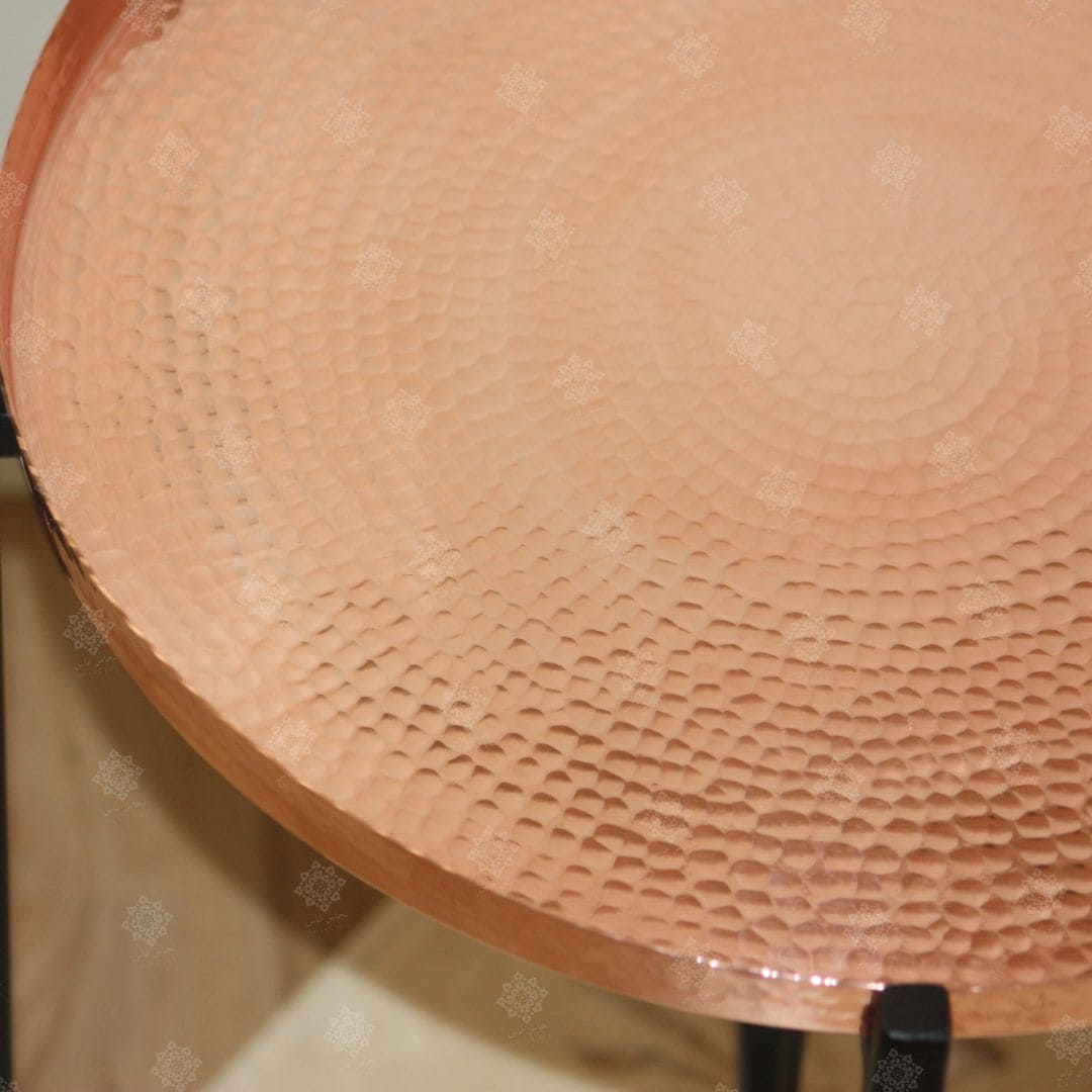 ZEN - Table d'Appoint Pliante en Cuivre martelé et Fer Forgé - NHASSFES