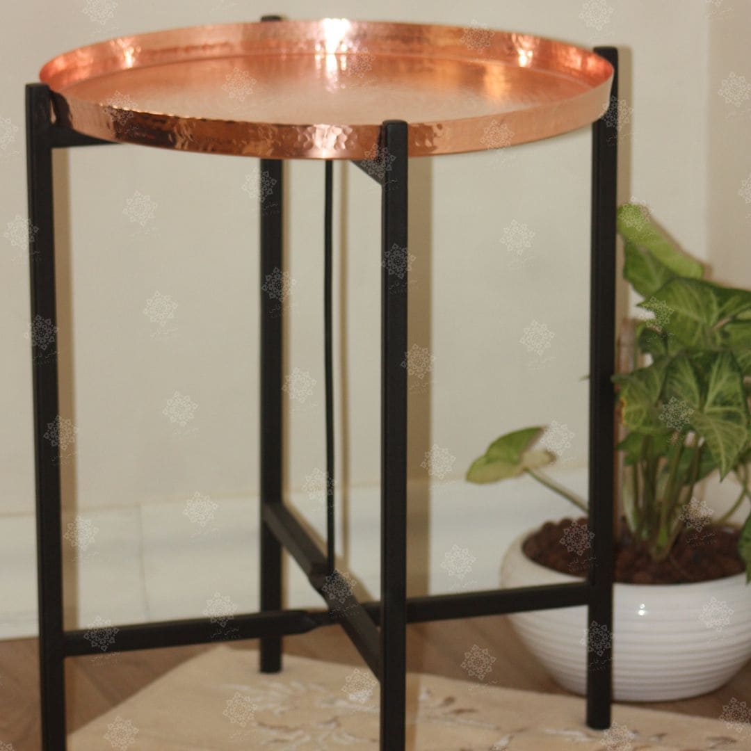 ZEN - Table d'Appoint Pliante en Cuivre martelé et Fer Forgé - NHASSFES