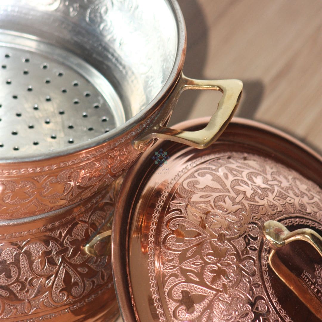 Couscoussier Lys en Cuivre Authentique: Exclusivité Culinaire de Nhassfes - NHASSFES